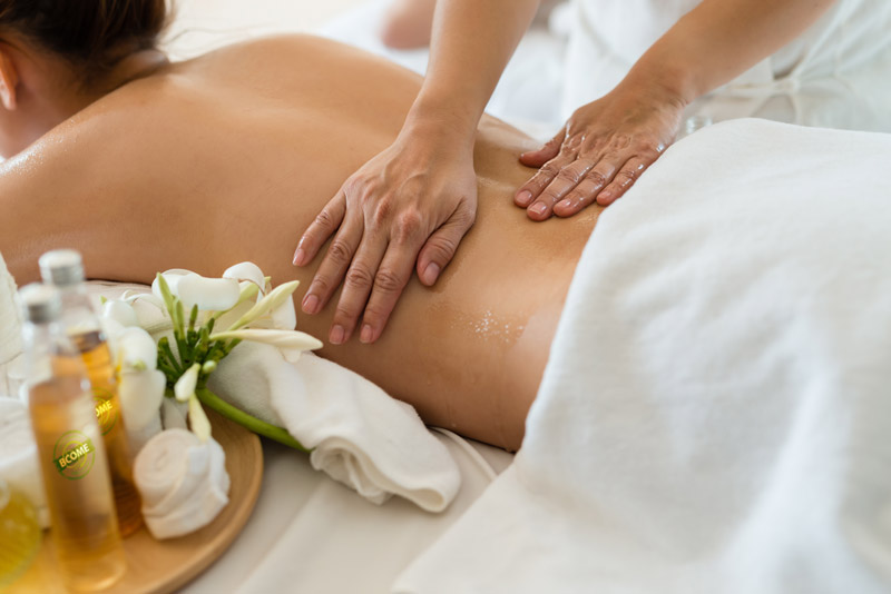 Massage thérapeutique ventouses